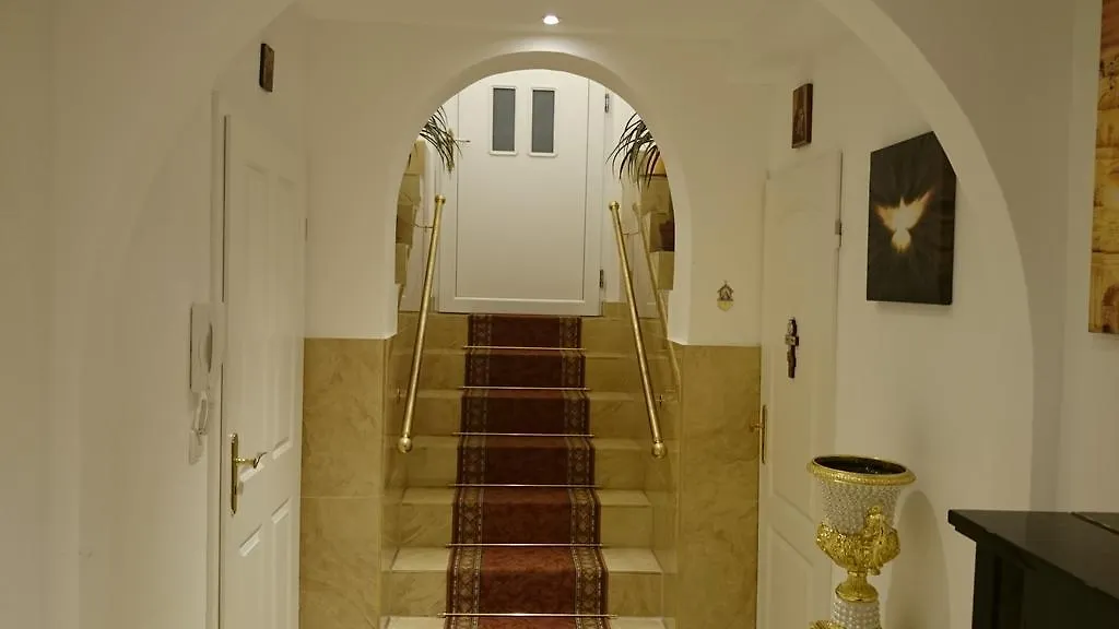 Schwabinglive Bed and Breakfast Μόναχο