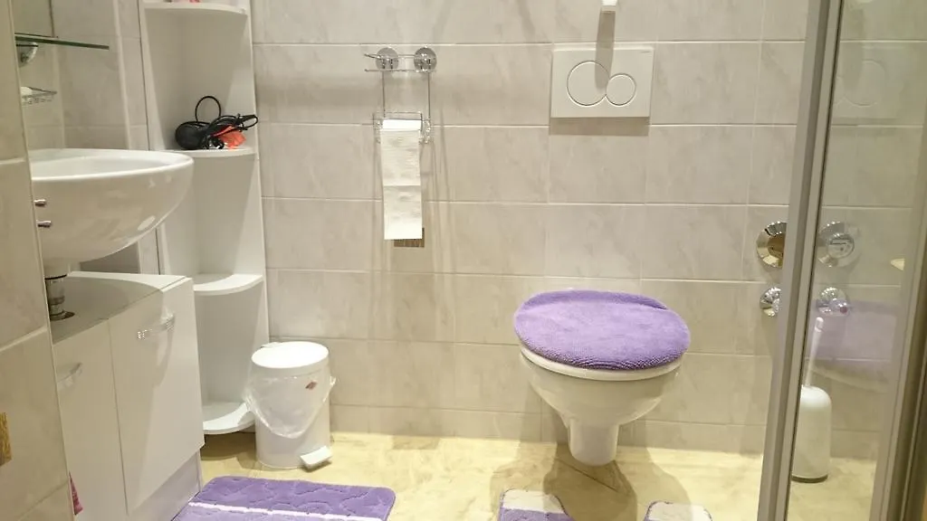 Schwabinglive Bed and Breakfast Μόναχο
