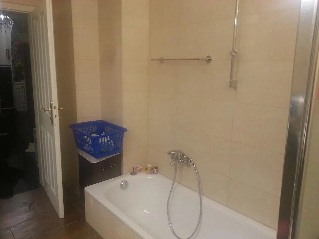 Schwabinglive Bed and Breakfast Μόναχο